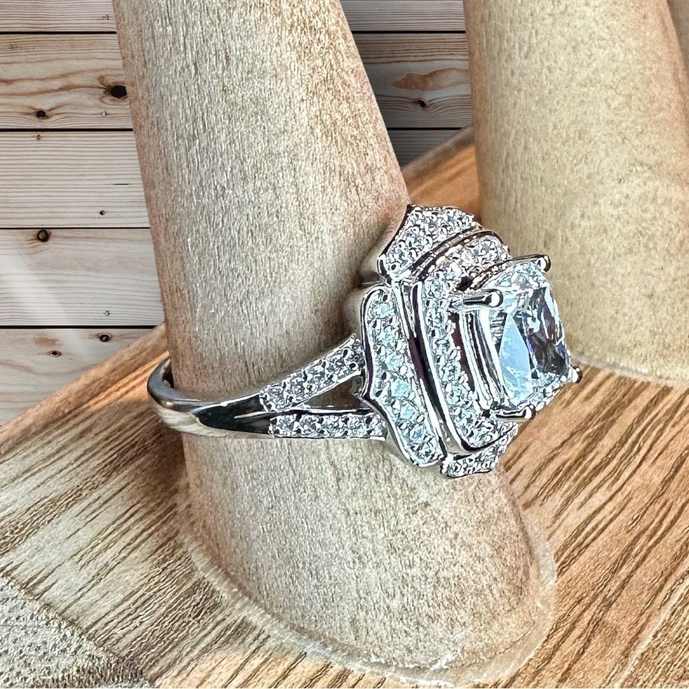 NEW Antique / Vintage / Estate Style White CZ Rhodium-Plated 925 Sterling Ring - Picture 5 of 16
